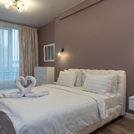 קייב New Modern Apartments. Metro Minskaya מראה חיצוני תמונה